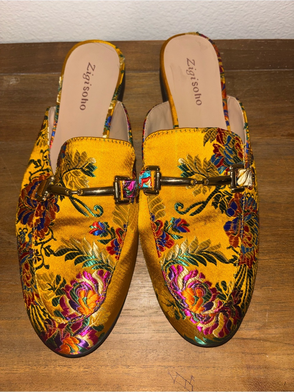 ZIGI SOHO SLIDES! - Picture 2 of 5